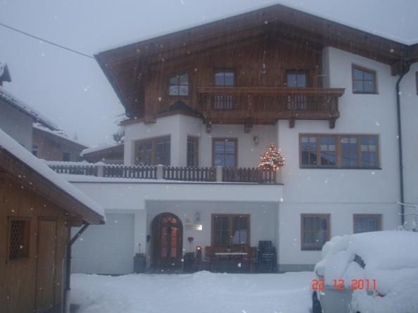 Ferienwohnung Kroessbacher Neustift im Stubaital Exterior foto
